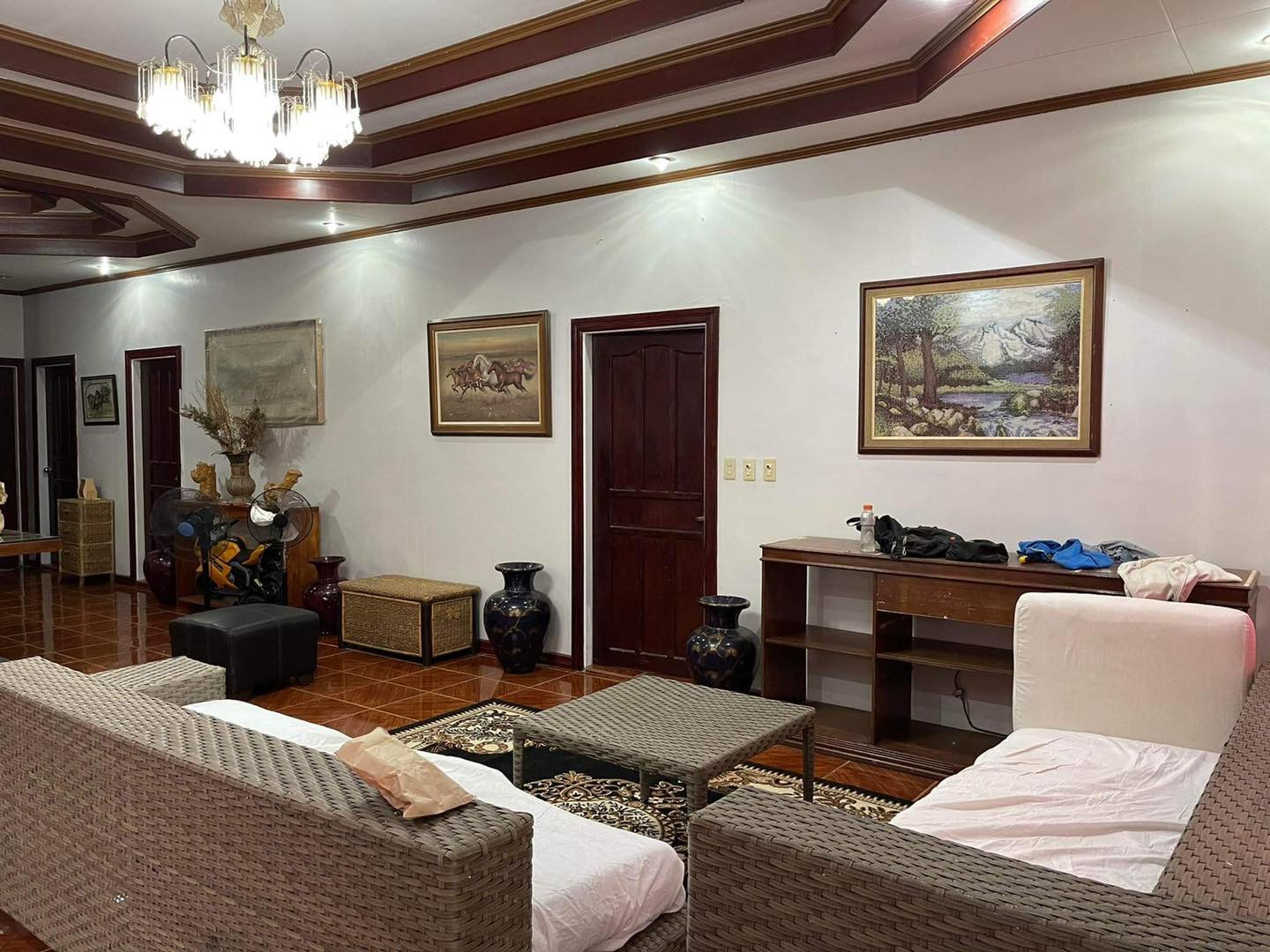 FOR SALE POOL VILLA RESORT TYPE HOUSE IN ANGELES CITY PAMPANGA NEAR MARQUEE MALL Aslagan